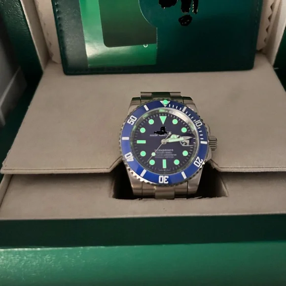 Men’s Watches with Box - Picture 6 of 6